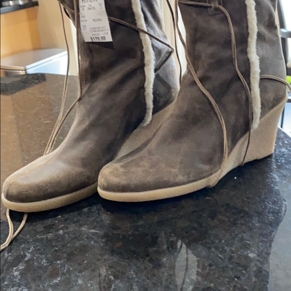 Michael Kors boots - Picture 2 of 4
